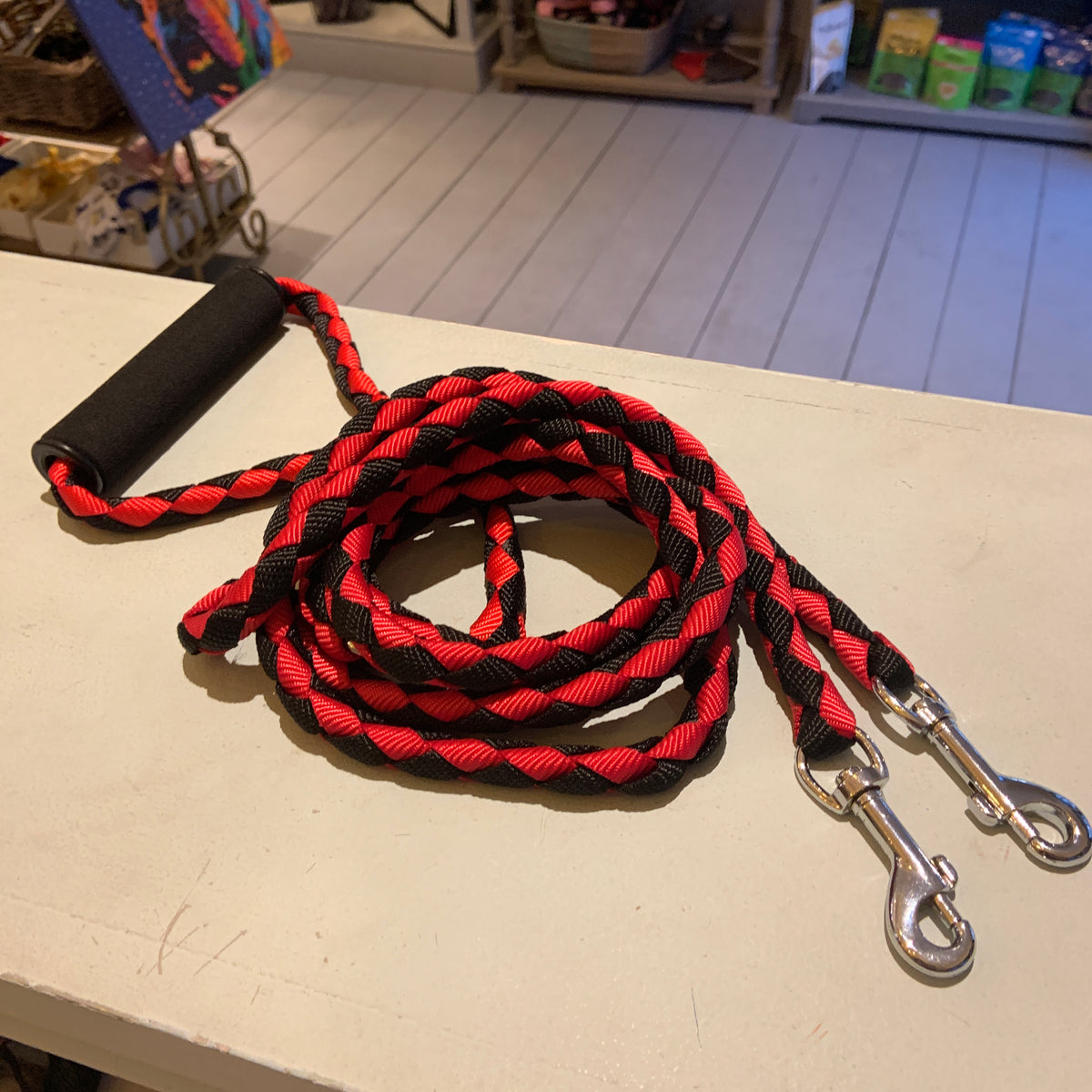 Dual Rope Lead in Red & Black